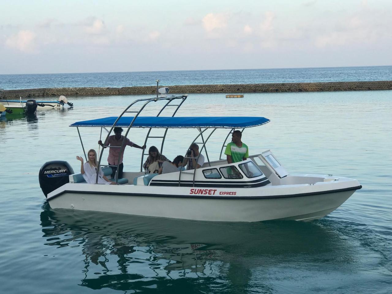 Royal Stay Inn Thoddoo Luaran gambar